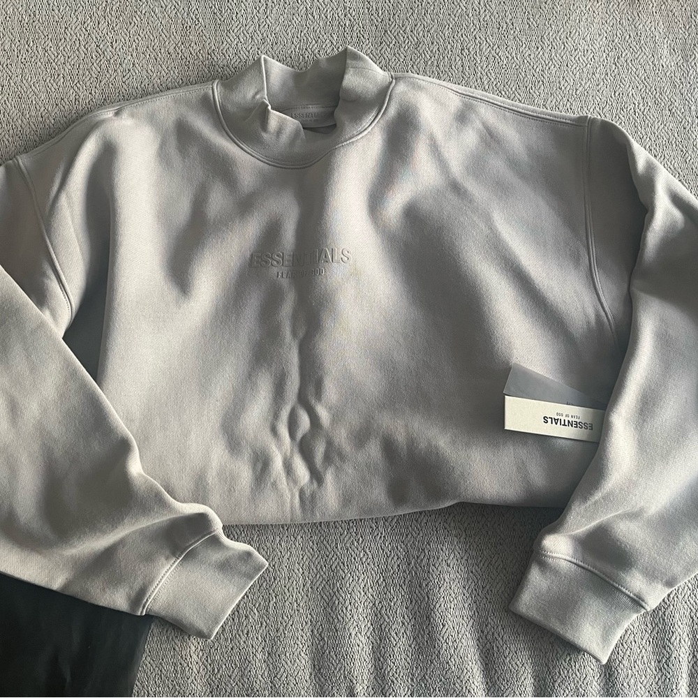 Fear of God Essentials Relaxed Crewneck 'Smoke'